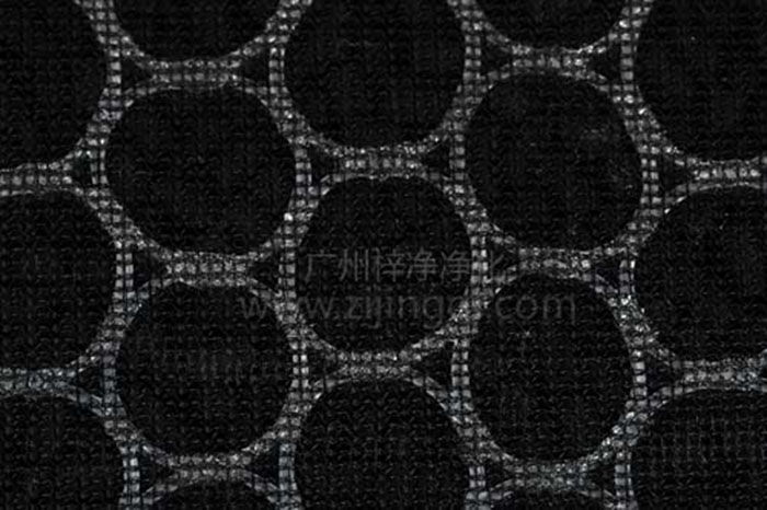 板式蜂窩活性炭過(guò)濾器具有比表面積大、吸附效率高、風(fēng)阻小、壽命長(zhǎng)等特點(diǎn)。