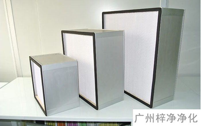 F-S有隔板中效空氣過濾器主要用于制藥、電子、食品廠房中潔凈/空調(diào)/通風系統(tǒng)的中級過濾。